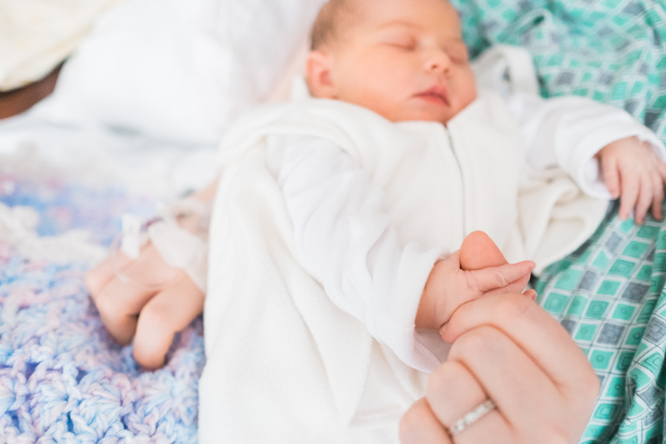 newborn photographer saginaw mi - eve-004