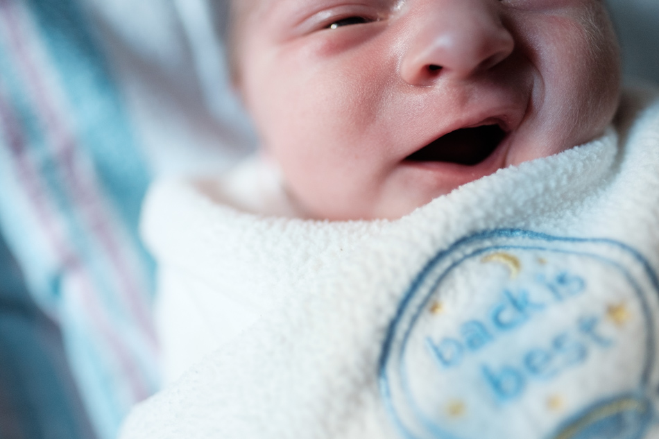 michigan newborn photographer hospital saginaw - evan-015